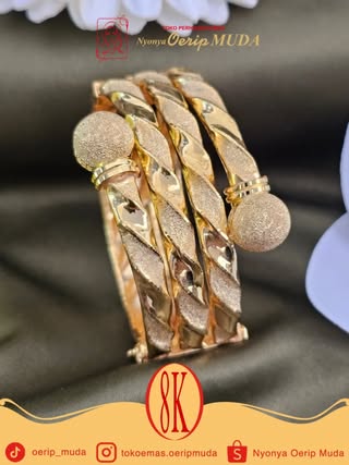Boba Pluntir Bangle Collection