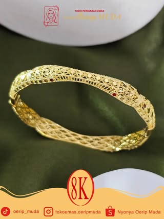 Dubaian Bangle Collection