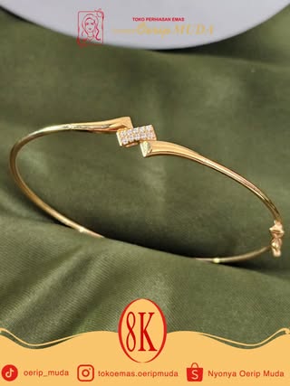 Diamond Look Bangle Collection