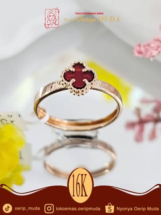 Clover Ring Collection