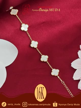 Clover Bracelet Collection