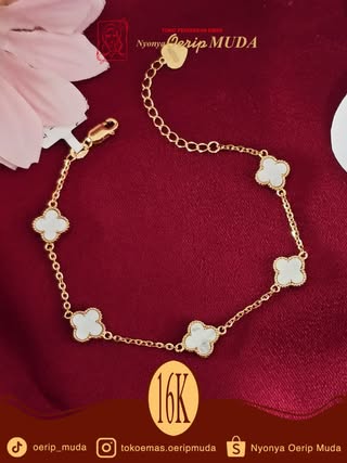 Clover Bracelet Collection