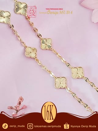 Clover Alhambra Bracelet Collection