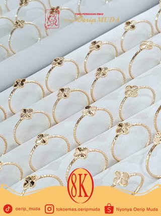 Clover Alhambra Collection