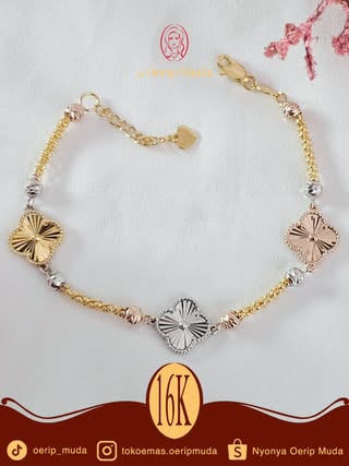 Clover Alhambra Bracelet Collection