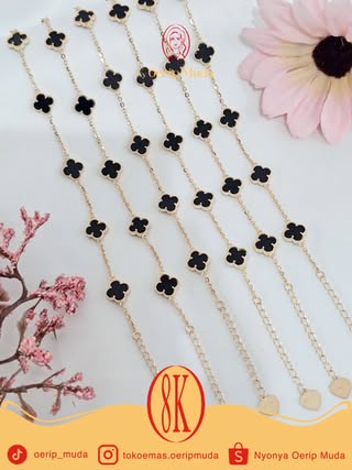 Clover Bracelet Collection